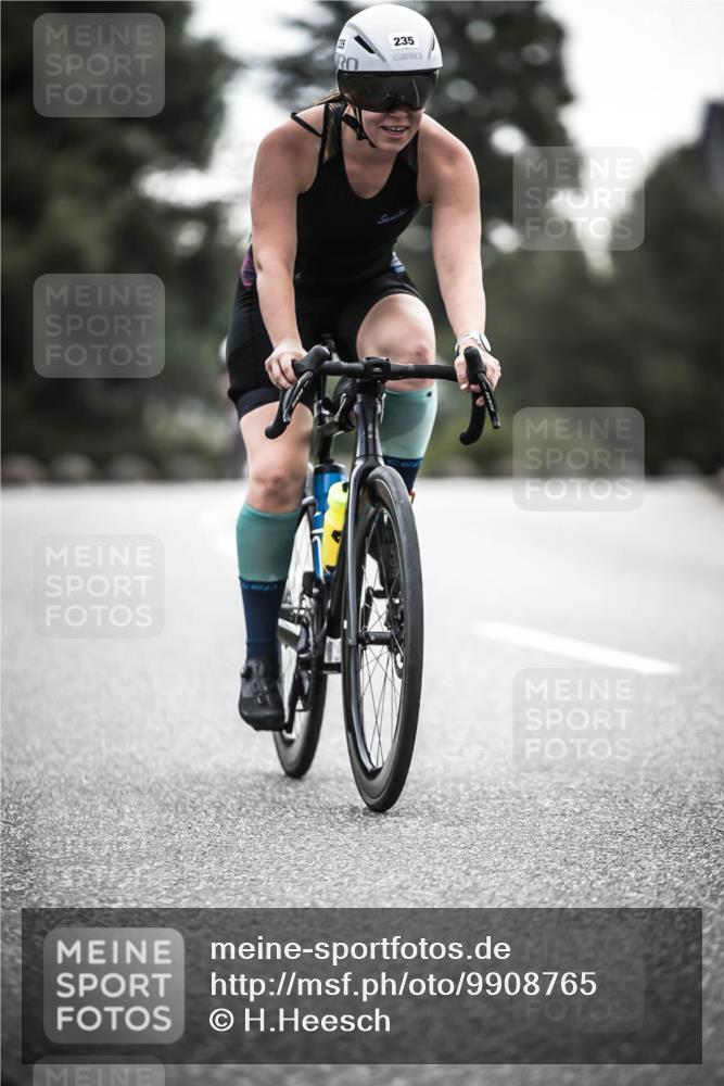 21.06.2026 - 29. Vierlanden-Triathlon H.Heesch http://msf.ph/oto/9908765 21.06.2026 09:26:11 Radfahren 51, 160, 235, 260 meine-sportfotos.de