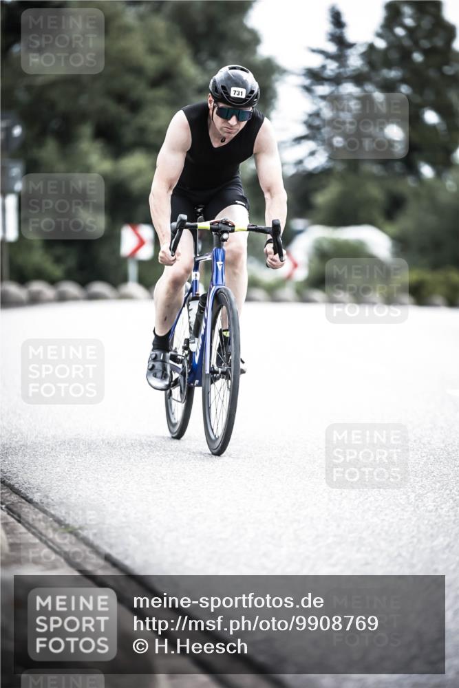21.06.2026 - 29. Vierlanden-Triathlon H.Heesch http://msf.ph/oto/9908769 21.06.2026 11:52:23 Radfahren 628, 731, 763, 896 meine-sportfotos.de