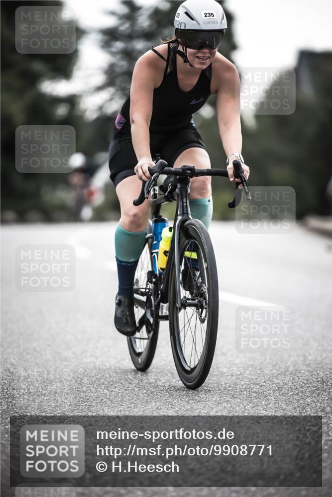 21.06.2026 - 29. Vierlanden-Triathlon H.Heesch http://msf.ph/oto/9908771 21.06.2026 09:26:11 Radfahren 51, 160, 235, 260 meine-sportfotos.de