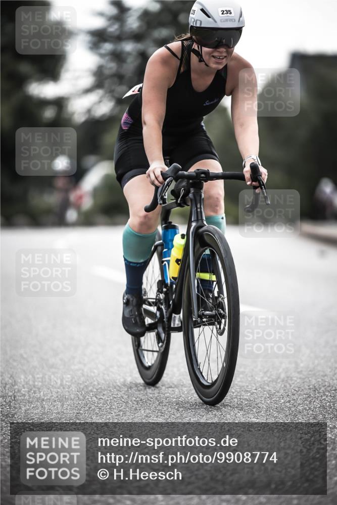 21.06.2026 - 29. Vierlanden-Triathlon H.Heesch http://msf.ph/oto/9908774 21.06.2026 09:26:11 Radfahren 51, 160, 235, 260 meine-sportfotos.de