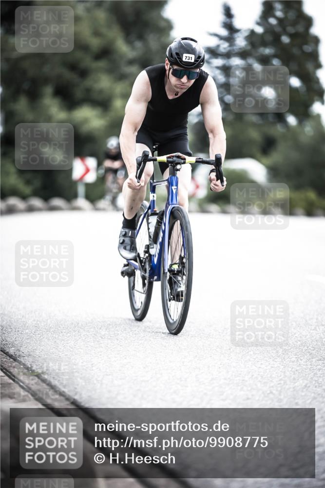 21.06.2026 - 29. Vierlanden-Triathlon H.Heesch http://msf.ph/oto/9908775 21.06.2026 11:52:23 Radfahren 628, 731, 763, 896 meine-sportfotos.de