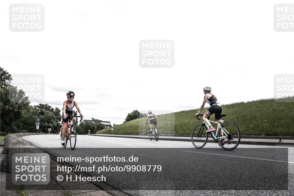 21.06.2026 - 29. Vierlanden-Triathlon H.Heesch http://msf.ph/oto/9908779 21.06.2026 14:47:10 Radfahren 1270, 1277 meine-sportfotos.de