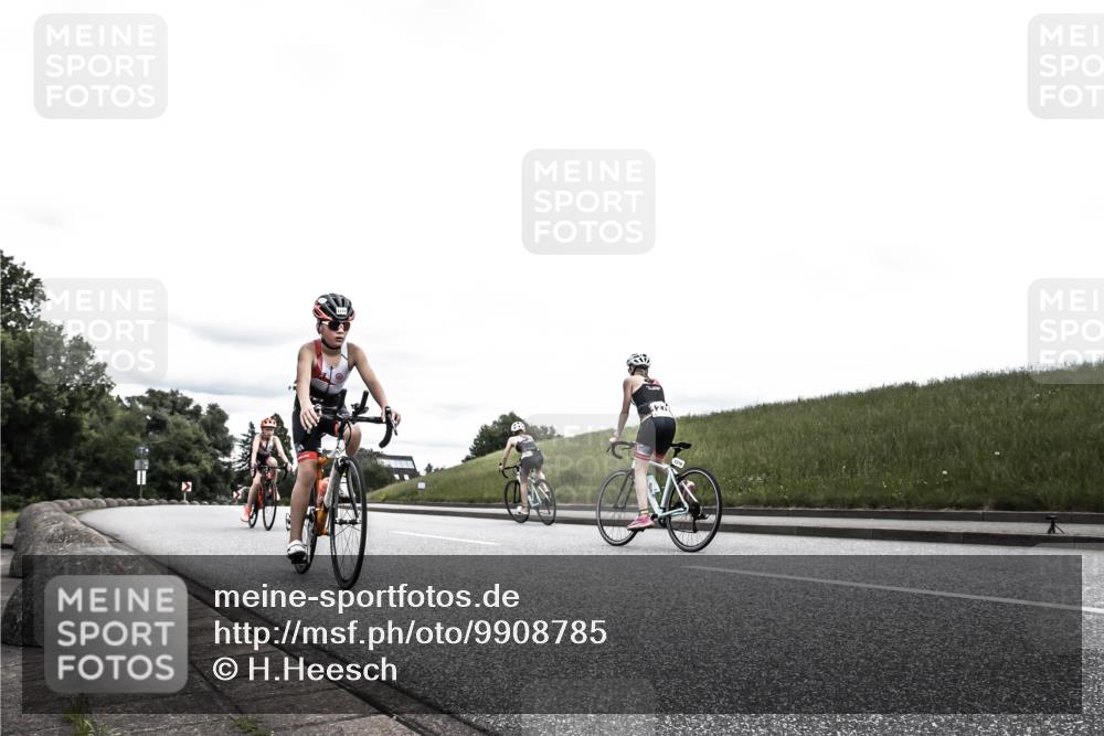 21.06.2026 - 29. Vierlanden-Triathlon H.Heesch http://msf.ph/oto/9908785 21.06.2026 14:47:10 Radfahren 1270, 1277 meine-sportfotos.de