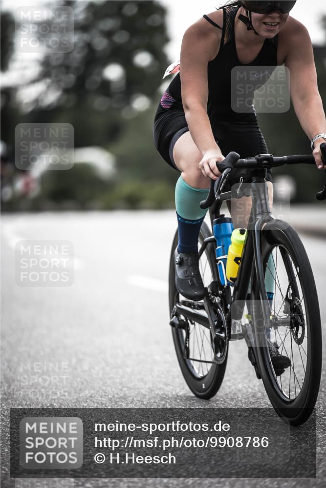 21.06.2026 - 29. Vierlanden-Triathlon H.Heesch http://msf.ph/oto/9908786 21.06.2026 09:26:11 Radfahren 51, 160, 235, 260 meine-sportfotos.de