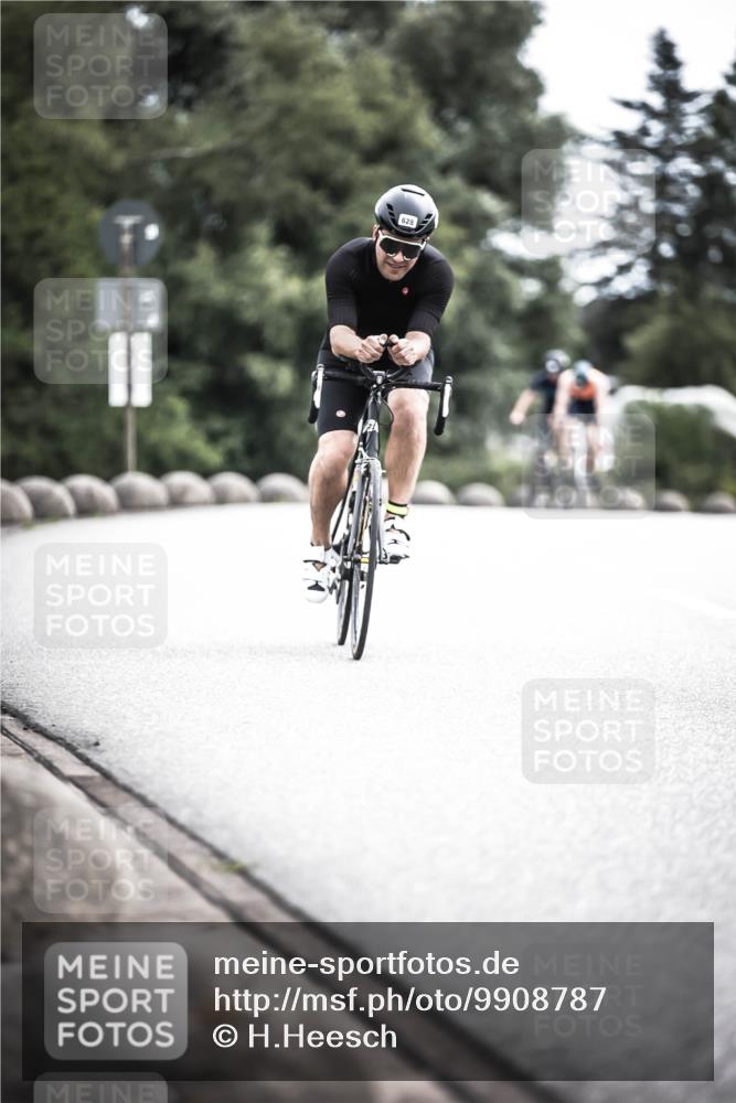 21.06.2026 - 29. Vierlanden-Triathlon H.Heesch http://msf.ph/oto/9908787 21.06.2026 11:52:27 Radfahren 628, 687, 718, 731, 896 meine-sportfotos.de
