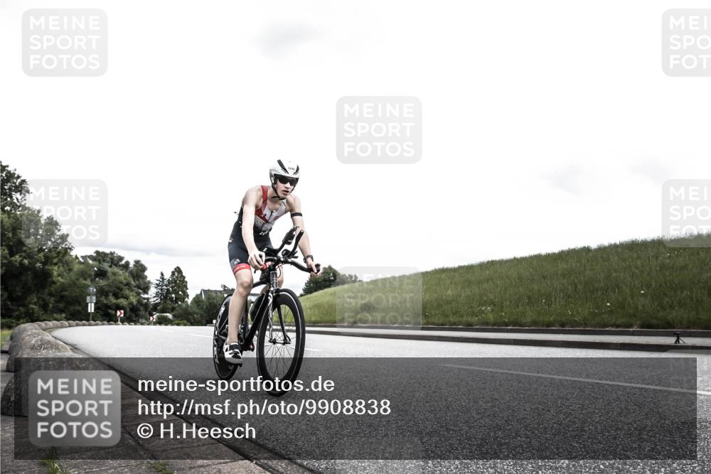 21.06.2026 - 29. Vierlanden-Triathlon H.Heesch http://msf.ph/oto/9908838 21.06.2026 14:50:08 Radfahren  meine-sportfotos.de