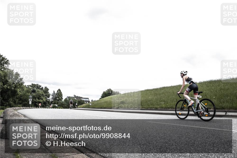 21.06.2026 - 29. Vierlanden-Triathlon H.Heesch http://msf.ph/oto/9908844 21.06.2026 14:50:21 Radfahren  meine-sportfotos.de