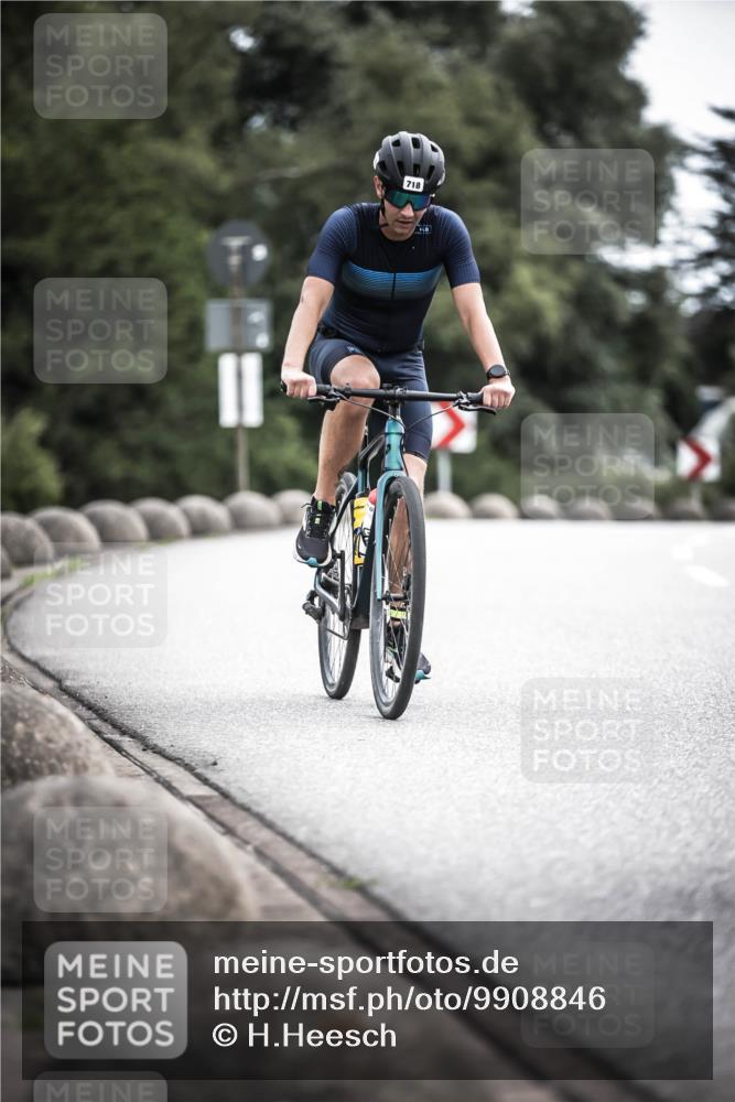 21.06.2026 - 29. Vierlanden-Triathlon H.Heesch http://msf.ph/oto/9908846 21.06.2026 11:52:32 Radfahren 687, 718, 896 meine-sportfotos.de