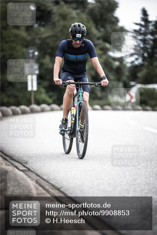21.06.2026 - 29. Vierlanden-Triathlon H.Heesch http://msf.ph/oto/9908853 21.06.2026 11:52:32 Radfahren 687, 718, 896 meine-sportfotos.de