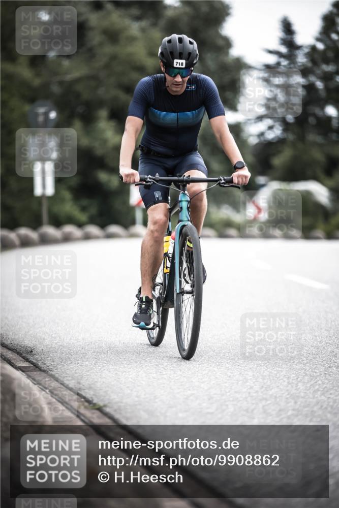 21.06.2026 - 29. Vierlanden-Triathlon H.Heesch http://msf.ph/oto/9908862 21.06.2026 11:52:32 Radfahren 687, 718, 896 meine-sportfotos.de