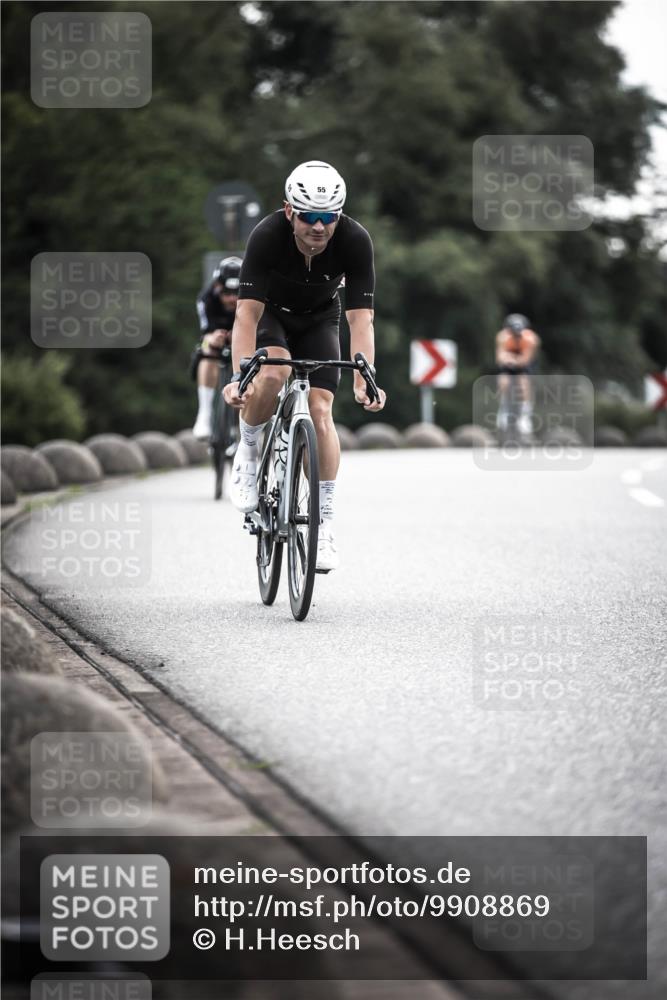 21.06.2026 - 29. Vierlanden-Triathlon H.Heesch http://msf.ph/oto/9908869 21.06.2026 09:26:23 Radfahren 55, 78, 106, 269 meine-sportfotos.de