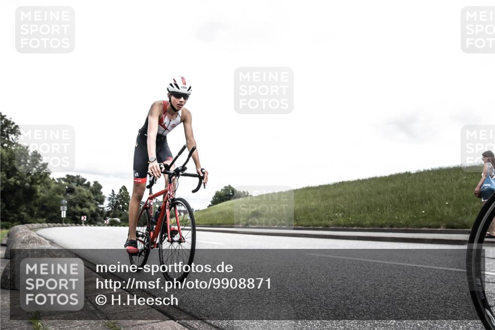 21.06.2026 - 29. Vierlanden-Triathlon H.Heesch http://msf.ph/oto/9908871 21.06.2026 14:51:03 Radfahren  meine-sportfotos.de