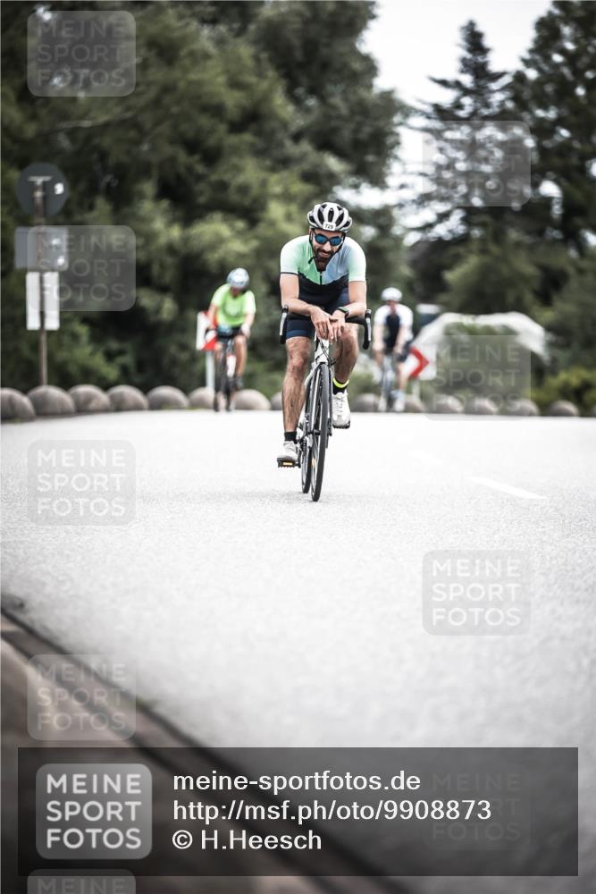 21.06.2026 - 29. Vierlanden-Triathlon H.Heesch http://msf.ph/oto/9908873 21.06.2026 11:52:48 Radfahren 256, 639, 729, 758, 796 meine-sportfotos.de