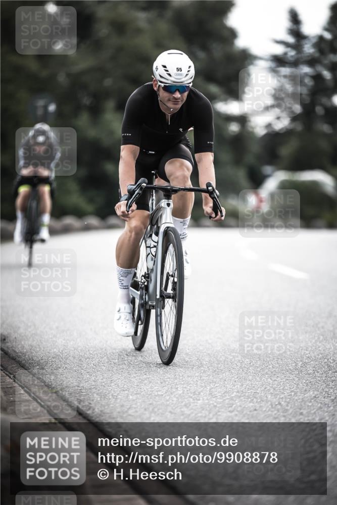 21.06.2026 - 29. Vierlanden-Triathlon H.Heesch http://msf.ph/oto/9908878 21.06.2026 09:26:24 Radfahren 55, 78, 106, 269 meine-sportfotos.de