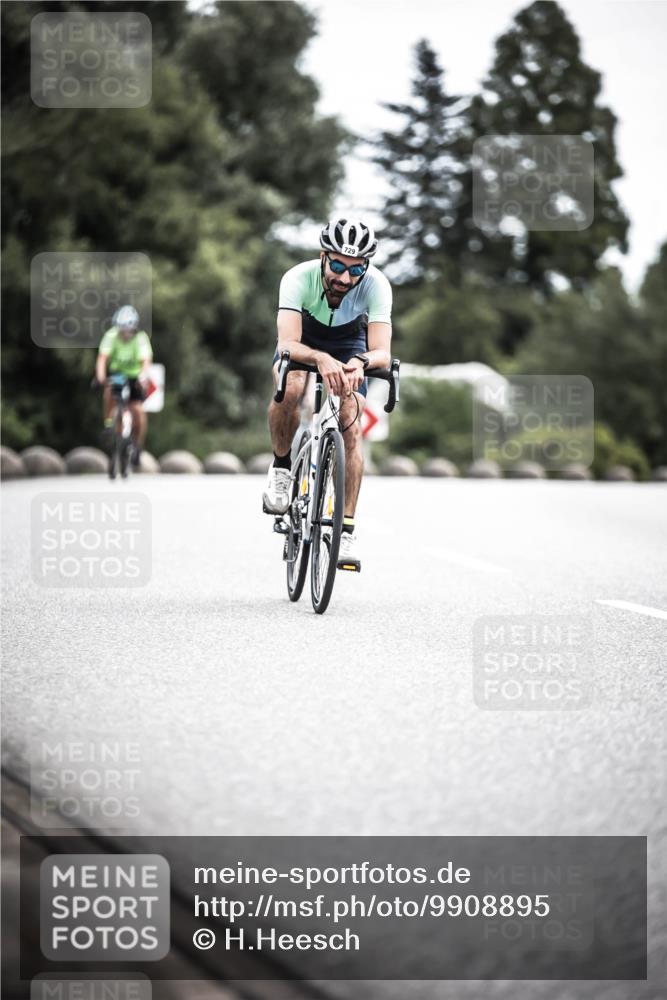 21.06.2026 - 29. Vierlanden-Triathlon H.Heesch http://msf.ph/oto/9908895 21.06.2026 11:52:49 Radfahren 256, 639, 729, 758, 796 meine-sportfotos.de