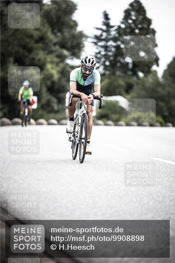 21.06.2026 - 29. Vierlanden-Triathlon H.Heesch http://msf.ph/oto/9908898 21.06.2026 11:52:49 Radfahren 256, 639, 729, 758, 796 meine-sportfotos.de