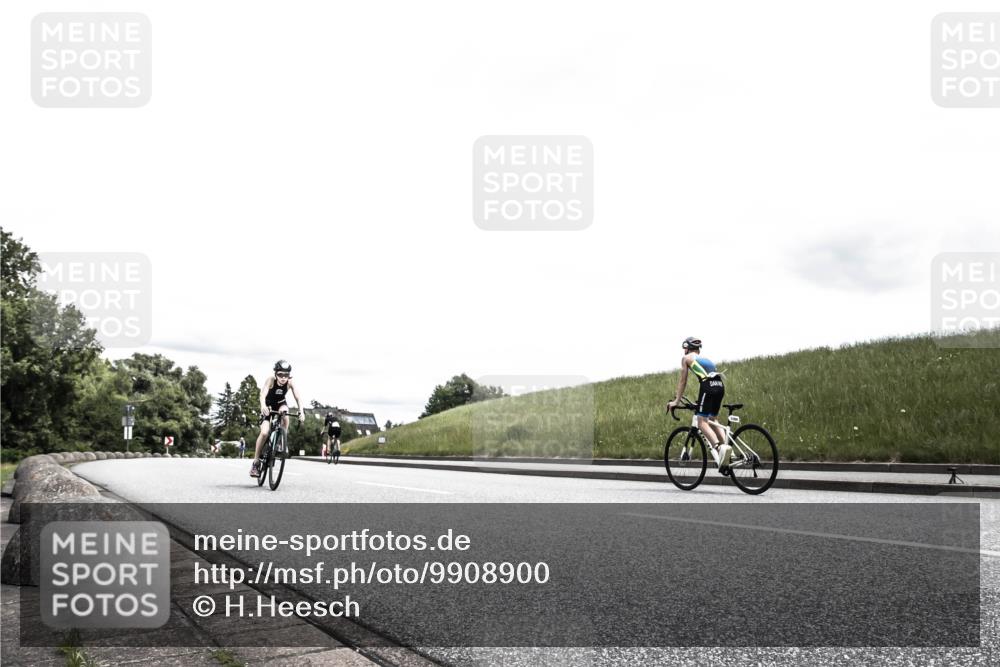 21.06.2026 - 29. Vierlanden-Triathlon H.Heesch http://msf.ph/oto/9908900 21.06.2026 14:52:09 Radfahren  meine-sportfotos.de