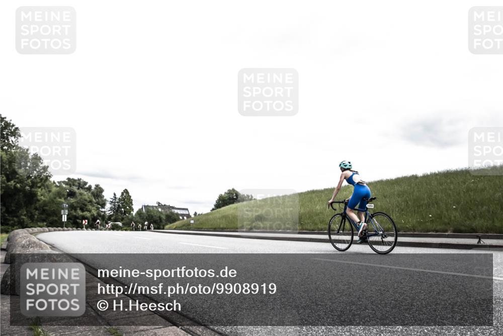21.06.2026 - 29. Vierlanden-Triathlon H.Heesch http://msf.ph/oto/9908919 21.06.2026 14:52:25 Radfahren  meine-sportfotos.de