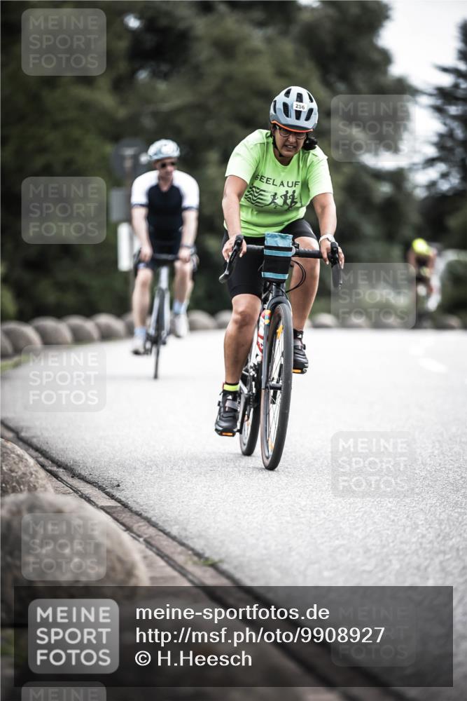 21.06.2026 - 29. Vierlanden-Triathlon H.Heesch http://msf.ph/oto/9908927 21.06.2026 11:52:53 Radfahren 256, 729, 758, 760, 796, 802 meine-sportfotos.de