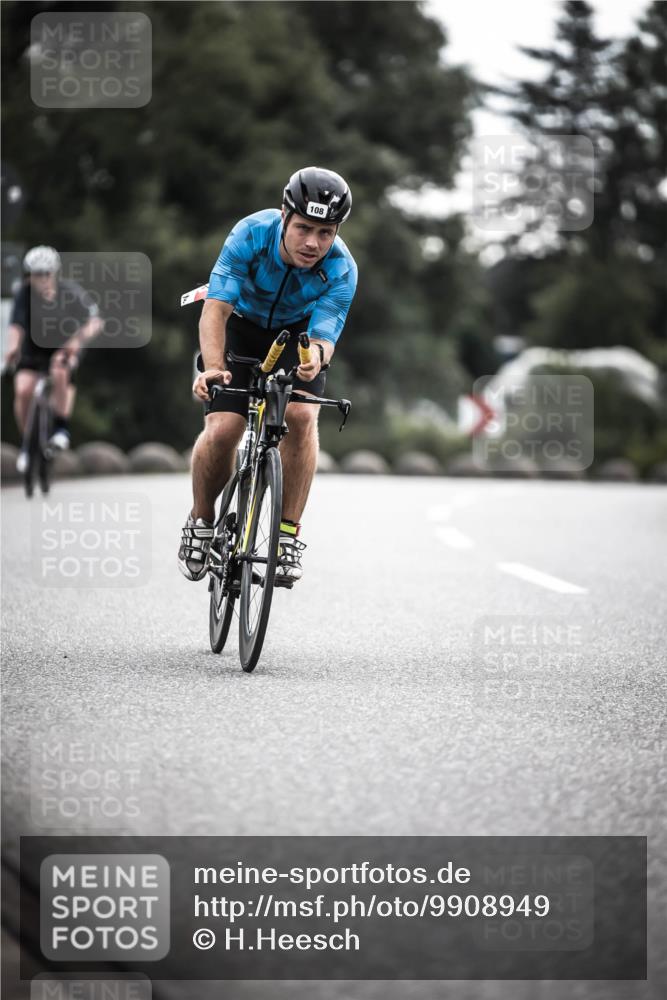 21.06.2026 - 29. Vierlanden-Triathlon H.Heesch http://msf.ph/oto/9908949 21.06.2026 09:26:51 Radfahren 90, 108, 230 meine-sportfotos.de