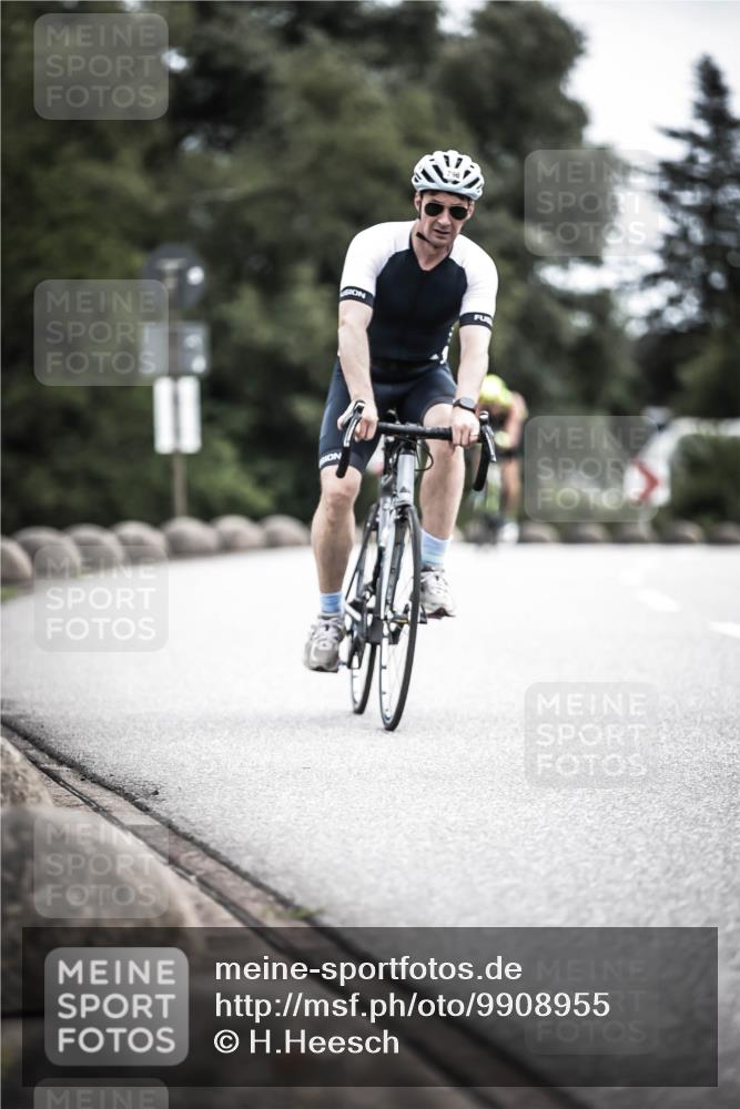 21.06.2026 - 29. Vierlanden-Triathlon H.Heesch http://msf.ph/oto/9908955 21.06.2026 11:52:54 Radfahren 256, 758, 760, 796, 802 meine-sportfotos.de