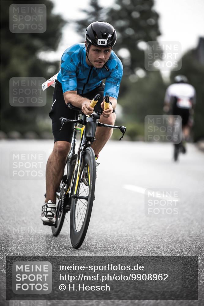 21.06.2026 - 29. Vierlanden-Triathlon H.Heesch http://msf.ph/oto/9908962 21.06.2026 09:26:51 Radfahren 90, 108, 230 meine-sportfotos.de
