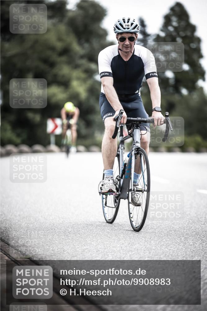21.06.2026 - 29. Vierlanden-Triathlon H.Heesch http://msf.ph/oto/9908983 21.06.2026 11:52:55 Radfahren 256, 758, 760, 796, 802 meine-sportfotos.de