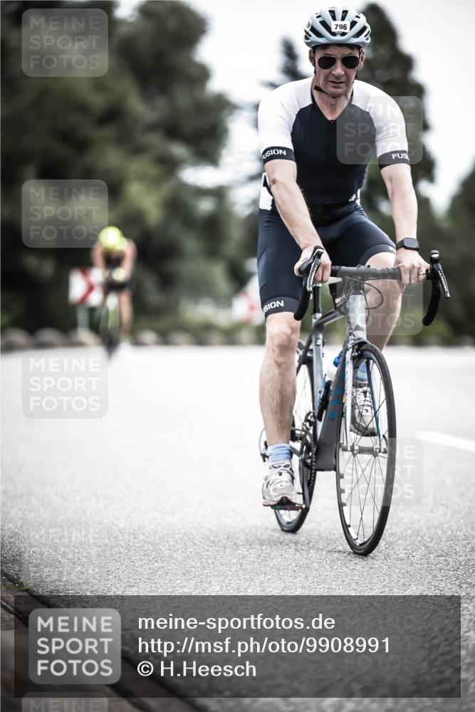 21.06.2026 - 29. Vierlanden-Triathlon H.Heesch http://msf.ph/oto/9908991 21.06.2026 11:52:55 Radfahren 256, 758, 760, 796, 802 meine-sportfotos.de