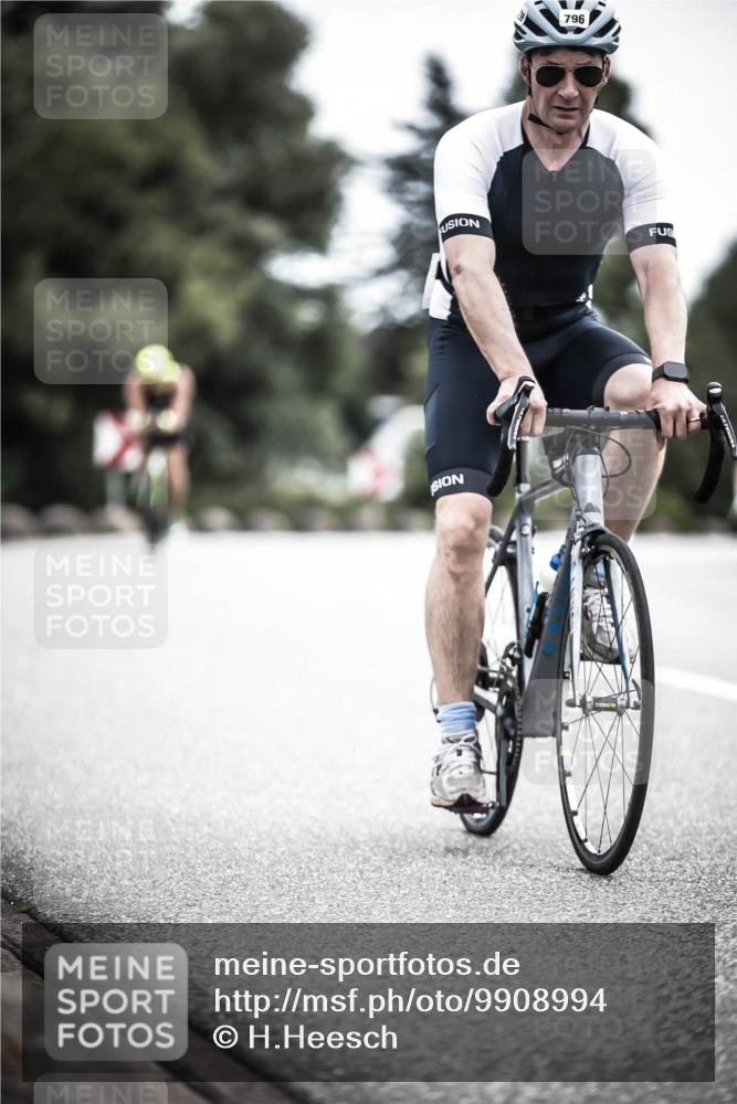 21.06.2026 - 29. Vierlanden-Triathlon H.Heesch http://msf.ph/oto/9908994 21.06.2026 11:52:55 Radfahren 256, 758, 760, 796, 802 meine-sportfotos.de