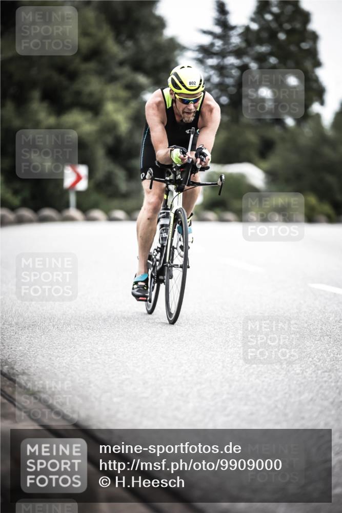 21.06.2026 - 29. Vierlanden-Triathlon H.Heesch http://msf.ph/oto/9909000 21.06.2026 11:52:57 Radfahren 256, 758, 760, 796, 802 meine-sportfotos.de