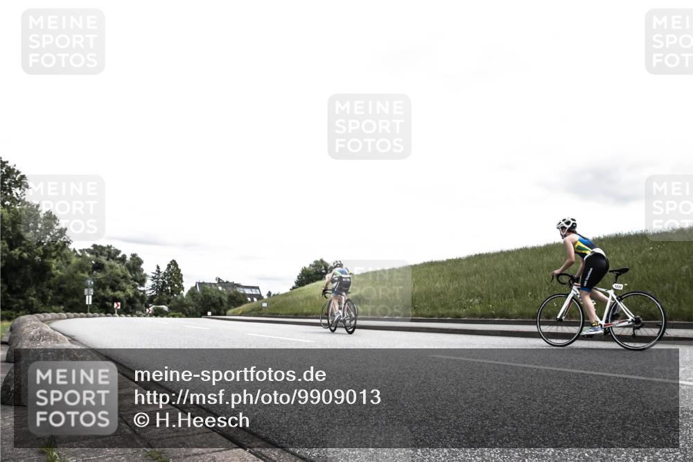 21.06.2026 - 29. Vierlanden-Triathlon H.Heesch http://msf.ph/oto/9909013 21.06.2026 14:53:00 Radfahren  meine-sportfotos.de