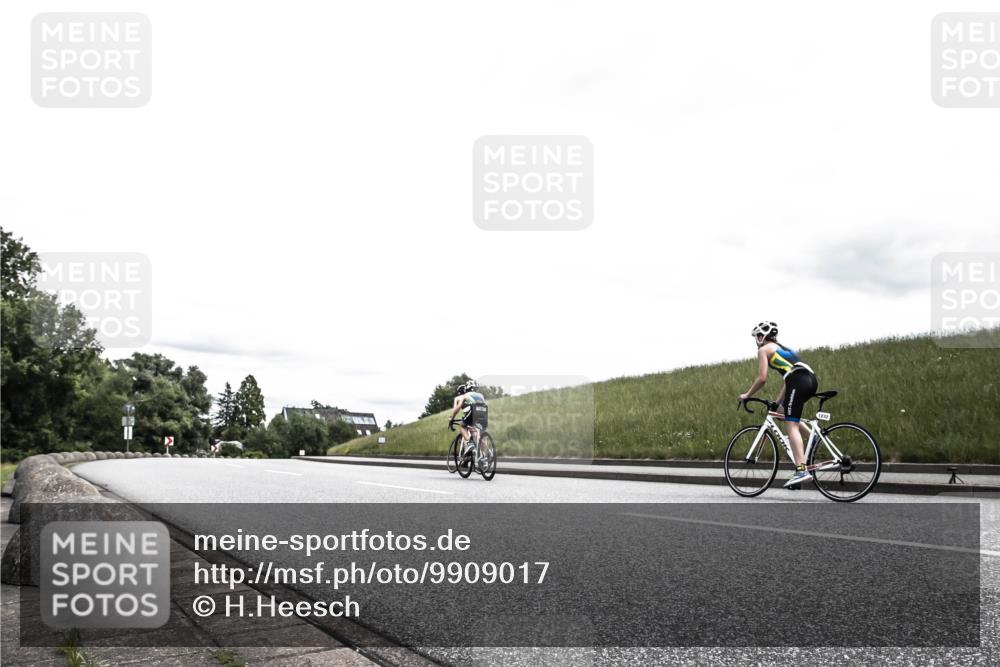 21.06.2026 - 29. Vierlanden-Triathlon H.Heesch http://msf.ph/oto/9909017 21.06.2026 14:53:00 Radfahren  meine-sportfotos.de