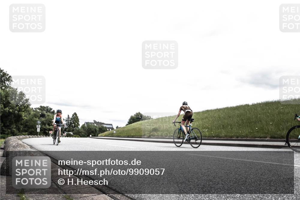 21.06.2026 - 29. Vierlanden-Triathlon H.Heesch http://msf.ph/oto/9909057 21.06.2026 14:53:35 Radfahren  meine-sportfotos.de