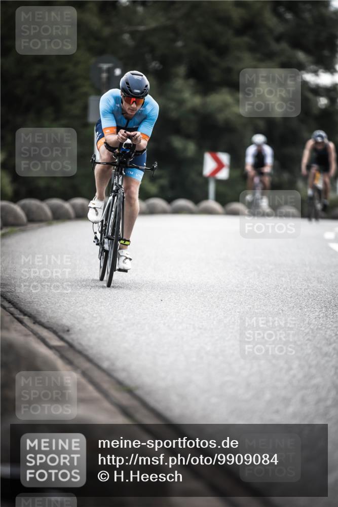 21.06.2026 - 29. Vierlanden-Triathlon H.Heesch http://msf.ph/oto/9909084 21.06.2026 09:27:19 Radfahren 27, 43, 56, 86, 103, 139, 157, 179 meine-sportfotos.de