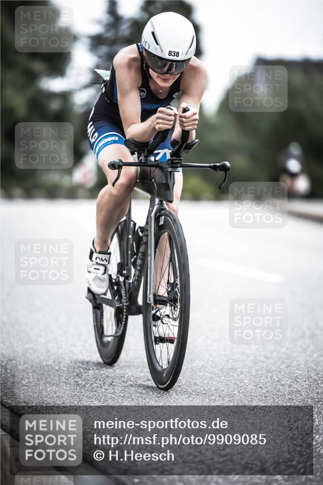 21.06.2026 - 29. Vierlanden-Triathlon H.Heesch http://msf.ph/oto/9909085 21.06.2026 11:53:10 Radfahren 838 meine-sportfotos.de