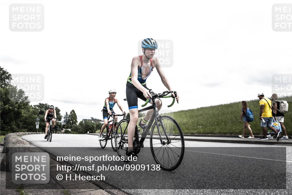 21.06.2026 - 29. Vierlanden-Triathlon H.Heesch http://msf.ph/oto/9909138 21.06.2026 14:55:32 Radfahren  meine-sportfotos.de