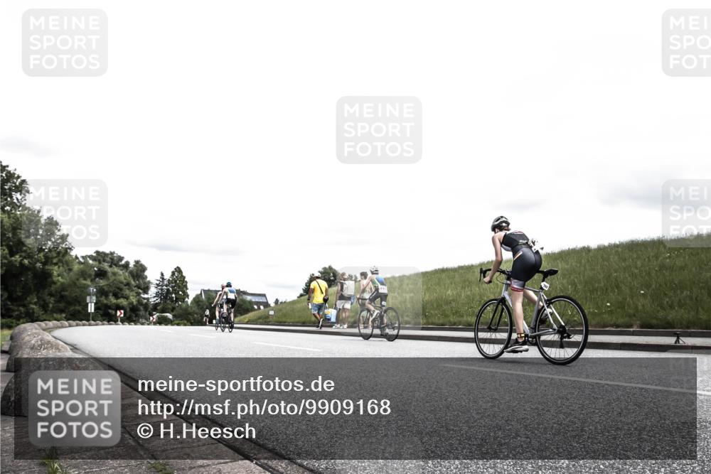 21.06.2026 - 29. Vierlanden-Triathlon H.Heesch http://msf.ph/oto/9909168 21.06.2026 14:55:42 Radfahren  meine-sportfotos.de