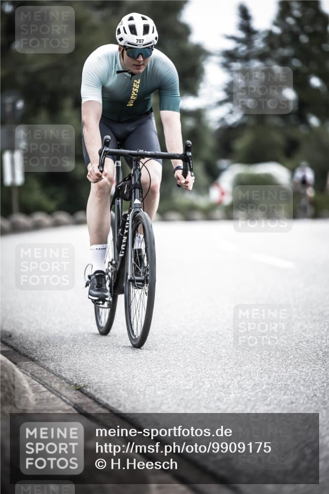 21.06.2026 - 29. Vierlanden-Triathlon H.Heesch http://msf.ph/oto/9909175 21.06.2026 11:53:28 Radfahren 707, 779, 783, 821 meine-sportfotos.de