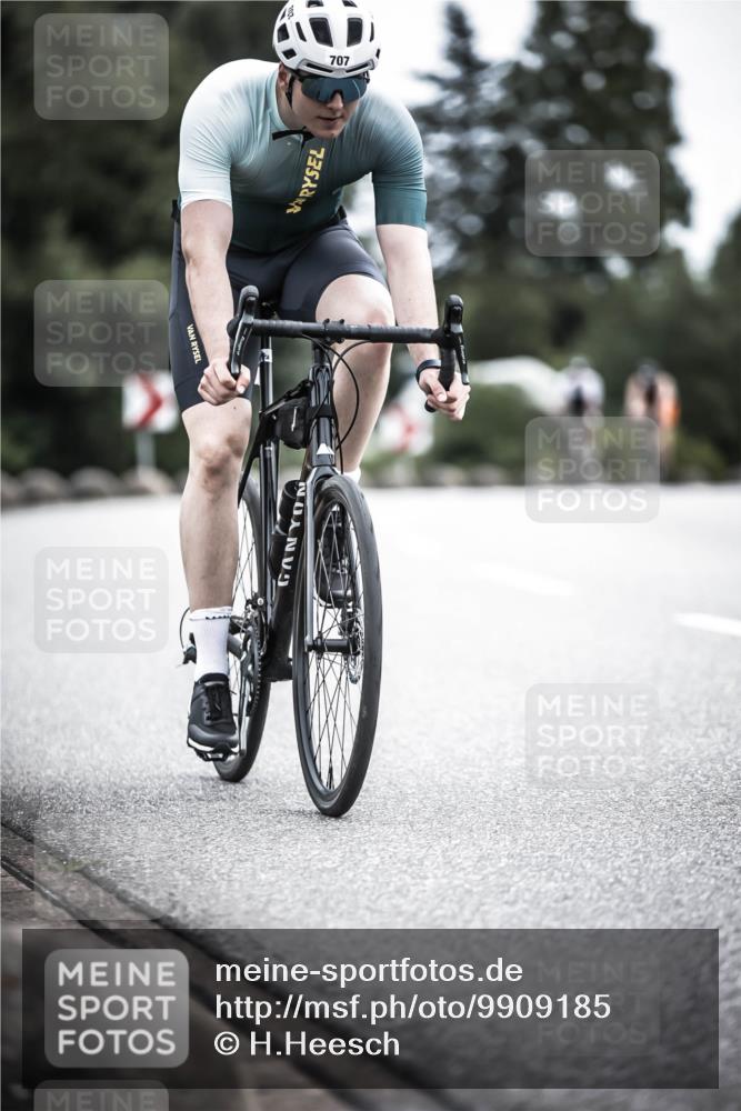 21.06.2026 - 29. Vierlanden-Triathlon H.Heesch http://msf.ph/oto/9909185 21.06.2026 11:53:28 Radfahren 707, 779, 783, 821 meine-sportfotos.de