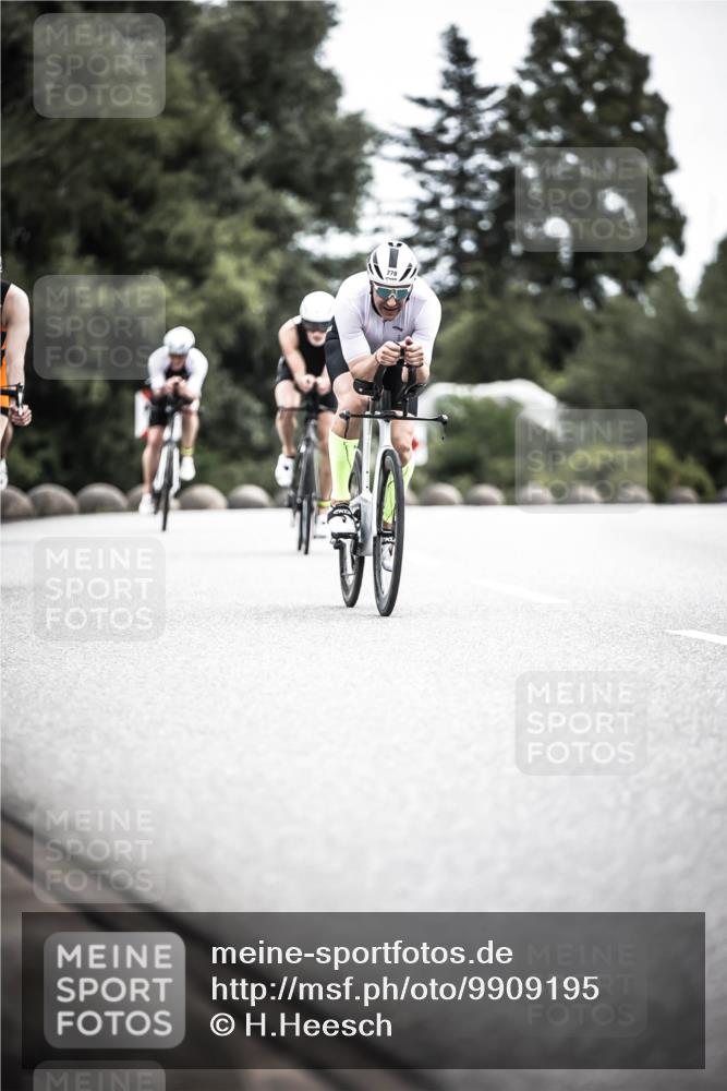 21.06.2026 - 29. Vierlanden-Triathlon H.Heesch http://msf.ph/oto/9909195 21.06.2026 11:53:34 Radfahren 133, 289, 720, 761, 779, 783, 813, 821, 844 meine-sportfotos.de