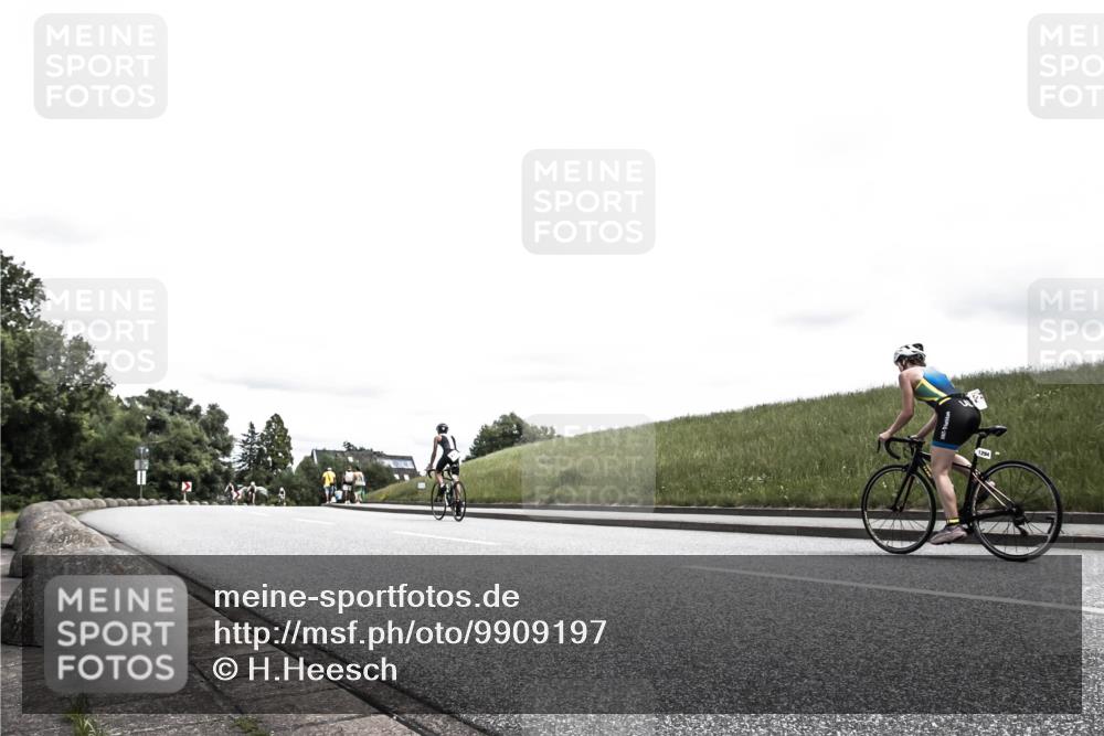 21.06.2026 - 29. Vierlanden-Triathlon H.Heesch http://msf.ph/oto/9909197 21.06.2026 14:56:06 Radfahren  meine-sportfotos.de