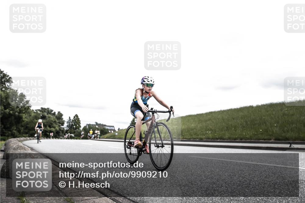 21.06.2026 - 29. Vierlanden-Triathlon H.Heesch http://msf.ph/oto/9909210 21.06.2026 14:56:14 Radfahren 1297, 1304, 1331 meine-sportfotos.de