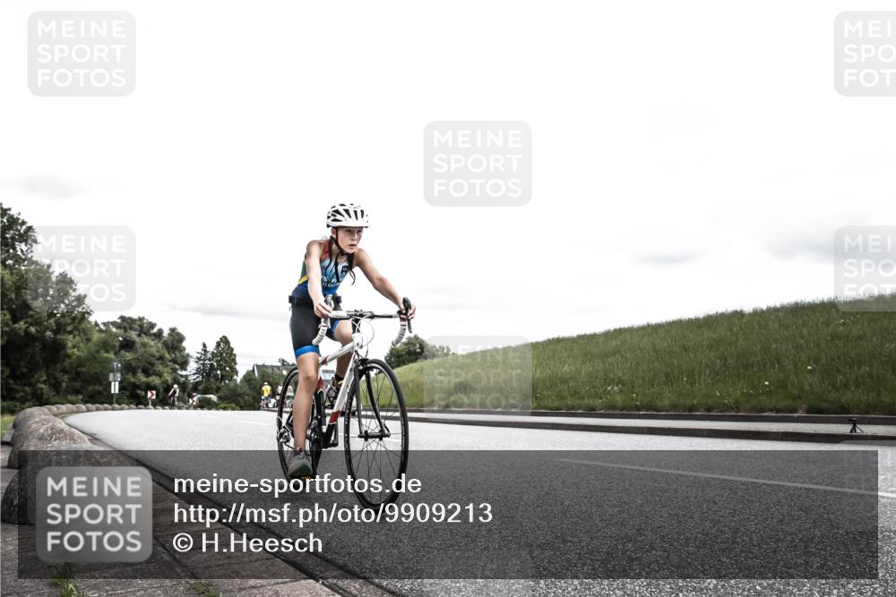 21.06.2026 - 29. Vierlanden-Triathlon H.Heesch http://msf.ph/oto/9909213 21.06.2026 14:56:16 Radfahren 1304, 1328 meine-sportfotos.de