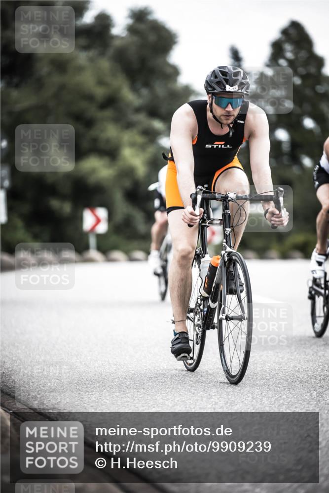21.06.2026 - 29. Vierlanden-Triathlon H.Heesch http://msf.ph/oto/9909239 21.06.2026 11:53:36 Radfahren 133, 289, 720, 761, 779, 813, 821, 844 meine-sportfotos.de