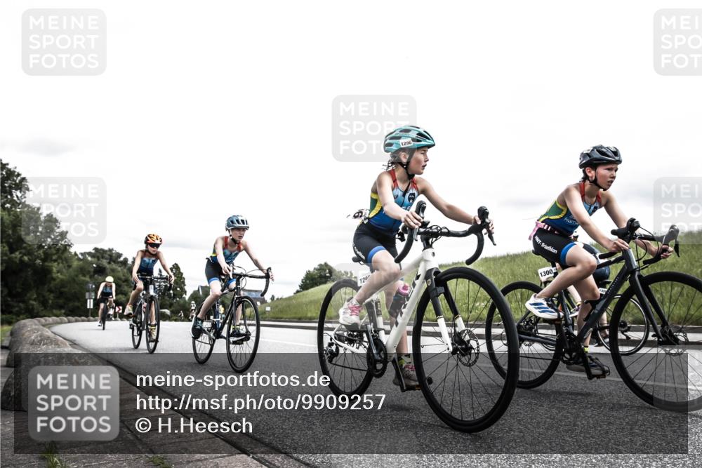 21.06.2026 - 29. Vierlanden-Triathlon H.Heesch http://msf.ph/oto/9909257 21.06.2026 14:56:29 Radfahren 1296, 1299, 1300, 1312, 1330, 1333 meine-sportfotos.de