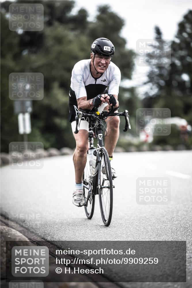 21.06.2026 - 29. Vierlanden-Triathlon H.Heesch http://msf.ph/oto/9909259 21.06.2026 11:53:37 Radfahren 133, 289, 720, 737, 761, 779, 813, 821, 844 meine-sportfotos.de
