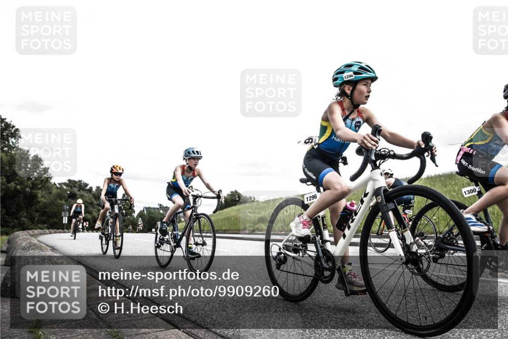 21.06.2026 - 29. Vierlanden-Triathlon H.Heesch http://msf.ph/oto/9909260 21.06.2026 14:56:29 Radfahren 1296, 1299, 1300, 1312, 1330, 1333 meine-sportfotos.de