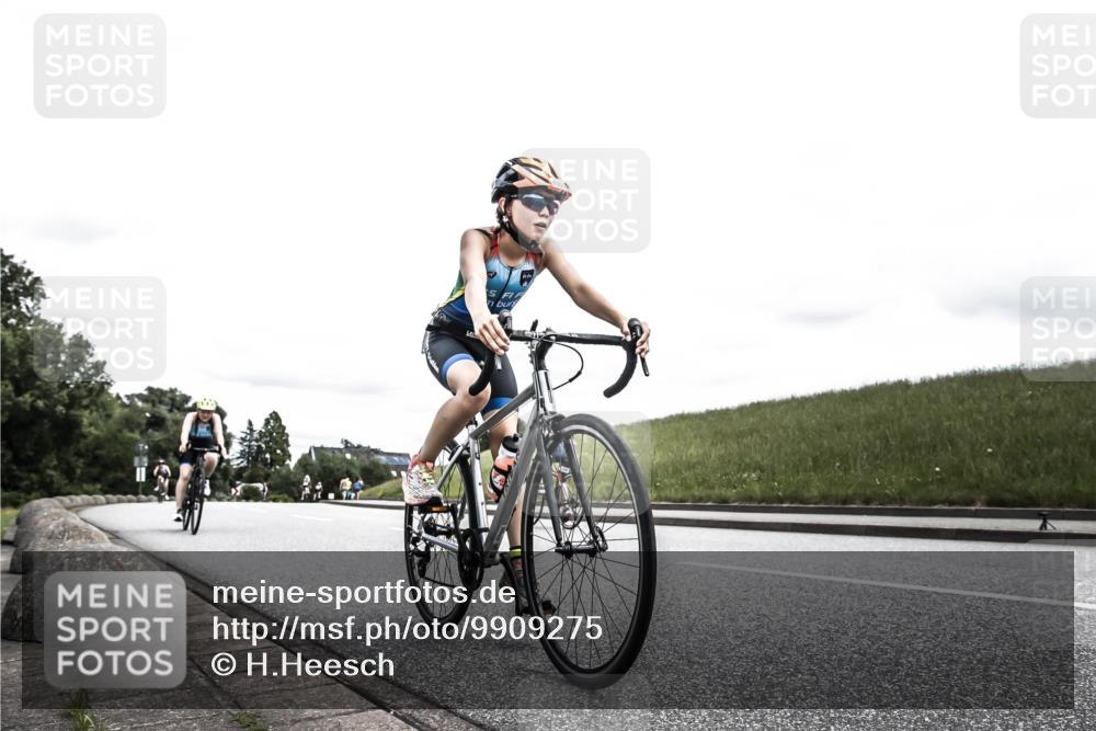 21.06.2026 - 29. Vierlanden-Triathlon H.Heesch http://msf.ph/oto/9909275 21.06.2026 14:56:30 Radfahren 1296, 1299, 1300, 1330, 1333 meine-sportfotos.de