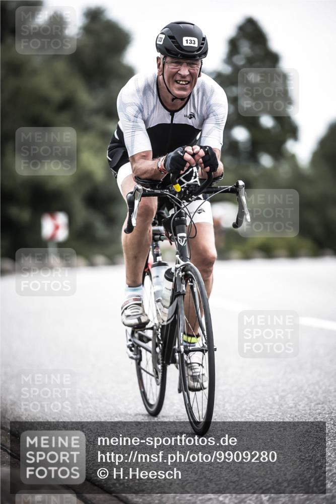 21.06.2026 - 29. Vierlanden-Triathlon H.Heesch http://msf.ph/oto/9909280 21.06.2026 11:53:38 Radfahren 133, 289, 720, 737, 761, 779, 813, 821, 844 meine-sportfotos.de