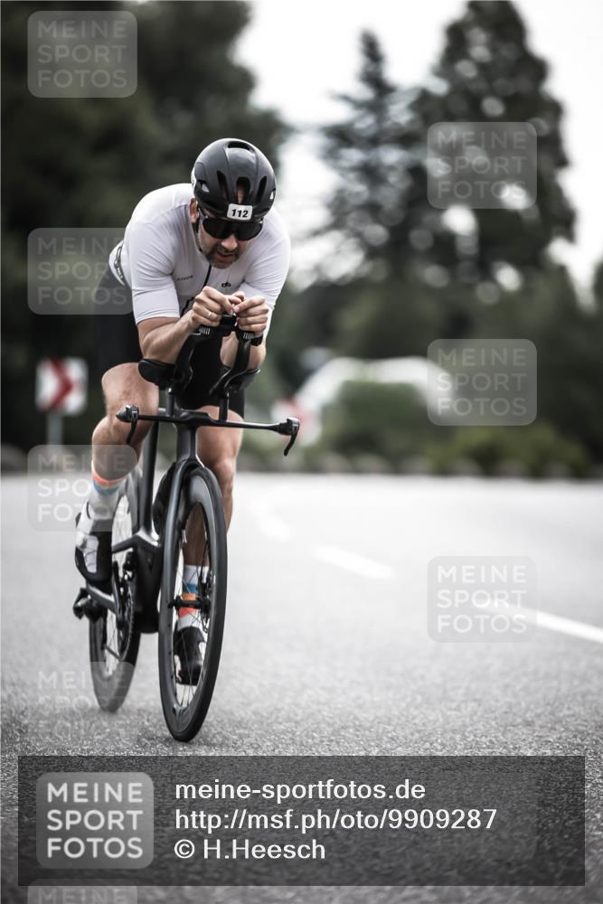 21.06.2026 - 29. Vierlanden-Triathlon H.Heesch http://msf.ph/oto/9909287 21.06.2026 09:28:07 Radfahren 112, 122 meine-sportfotos.de